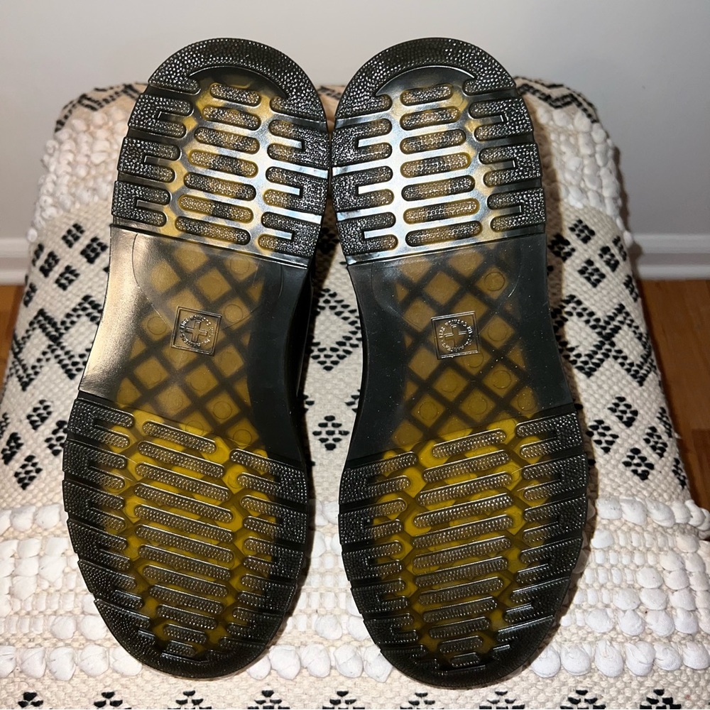 Dr. Martens Boot - Picture 8 of 10